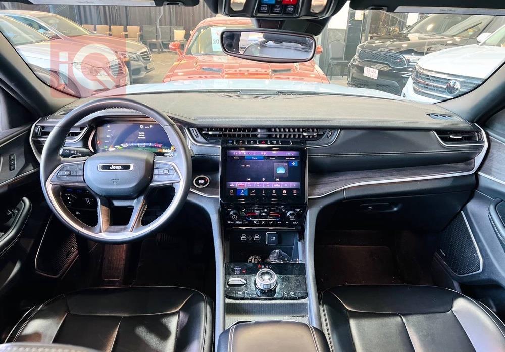 جيب جراند شيروكي